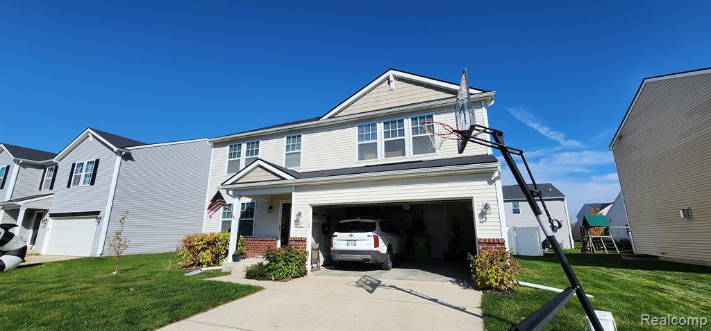 8417 WALNUT Hill, Dexter, MI 48130 — Photo 2
