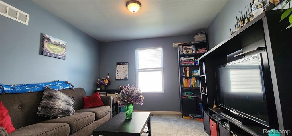 8417 WALNUT Hill, Dexter, MI 48130 — Photo 10
