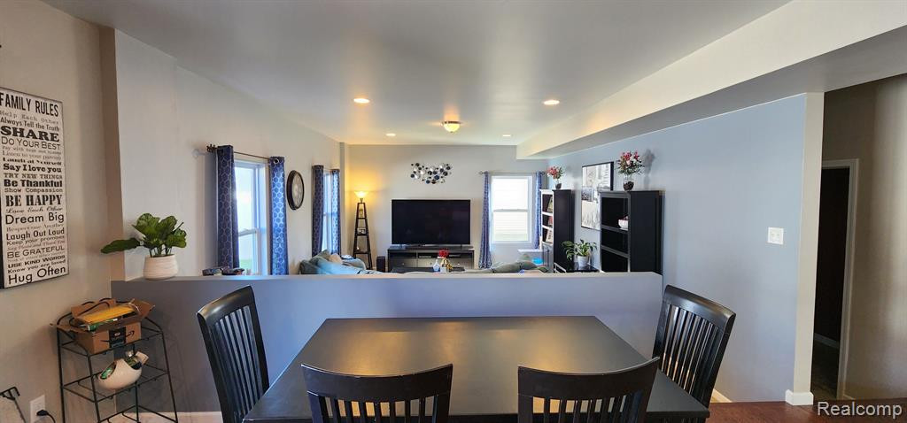 8417 WALNUT Hill, Dexter, MI 48130 — Photo 14