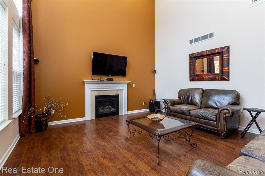 27158 MAXWELL Court, Novi, MI — Photo 9