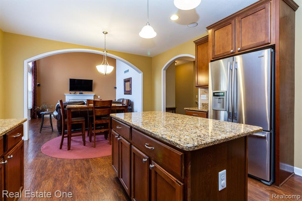 27158 MAXWELL Court, Novi, MI — Photo 18