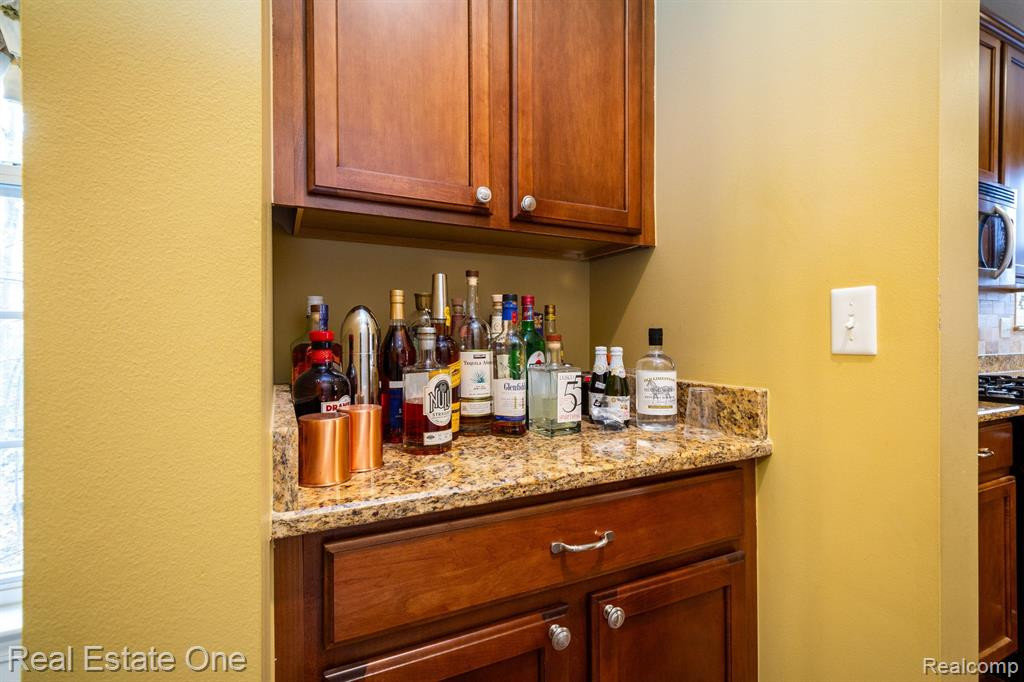 27158 MAXWELL Court, Novi, MI — Photo 19