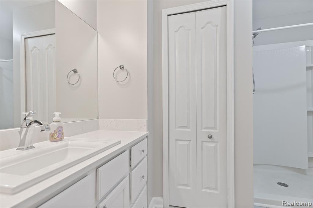 755 ELM, Wixom, MI 48393 — Photo 18