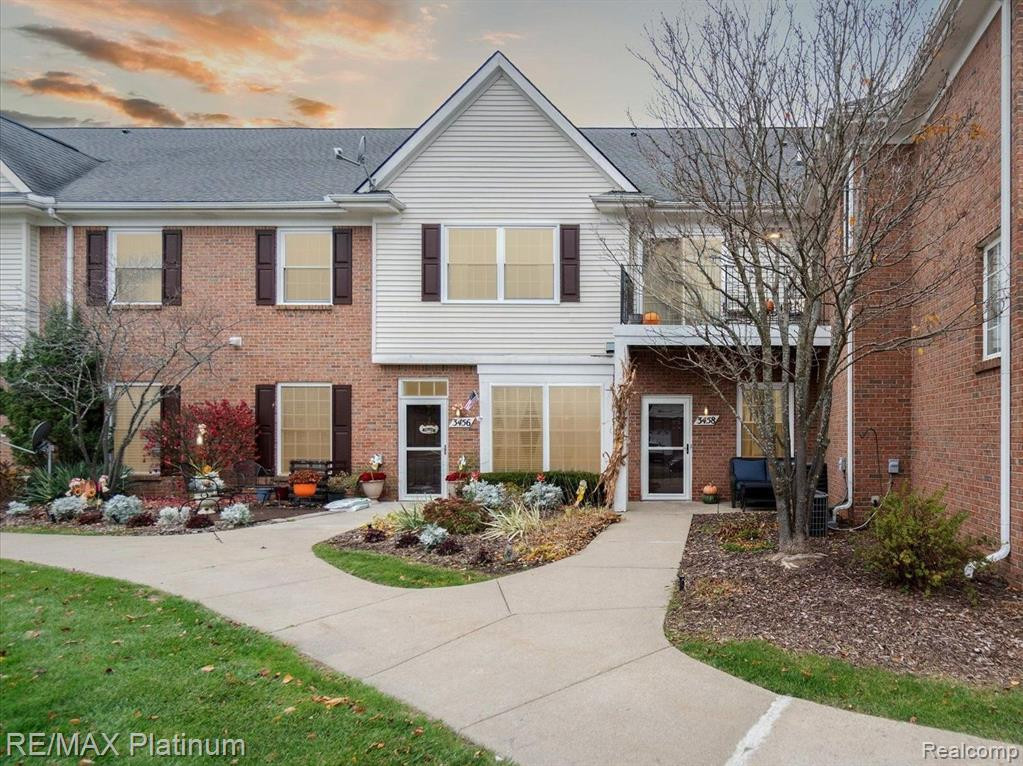 3458 KNEELAND Circle, Howell, MI 48843 — front exterior