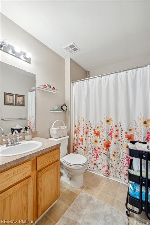 3458 KNEELAND Circle, Howell, MI 48843 — Photo 14