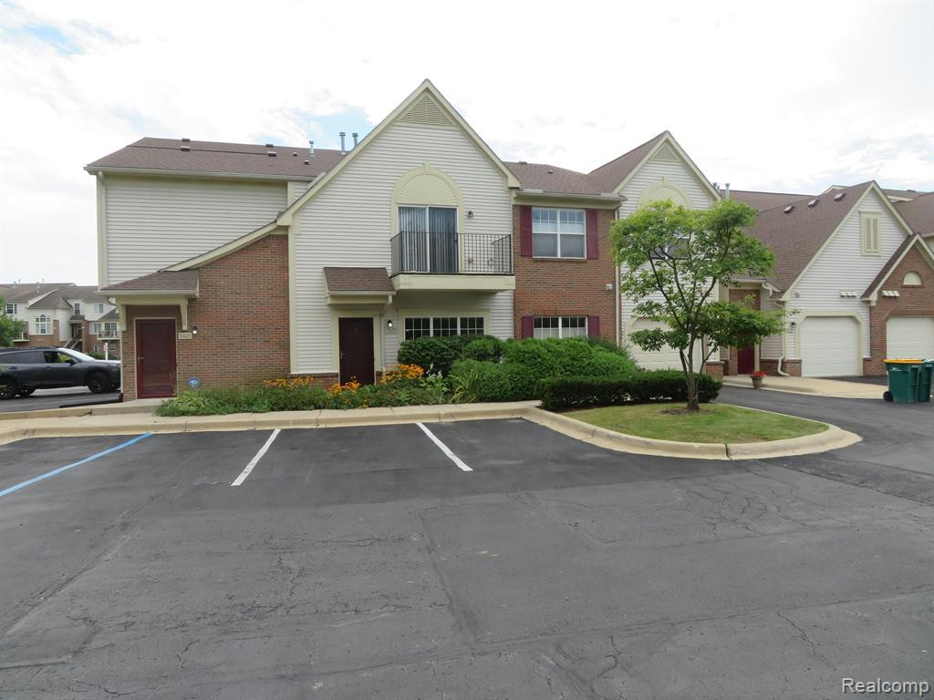 9629 LAKESIDE Drive, Ypsilanti, MI 48197 — Photo 19