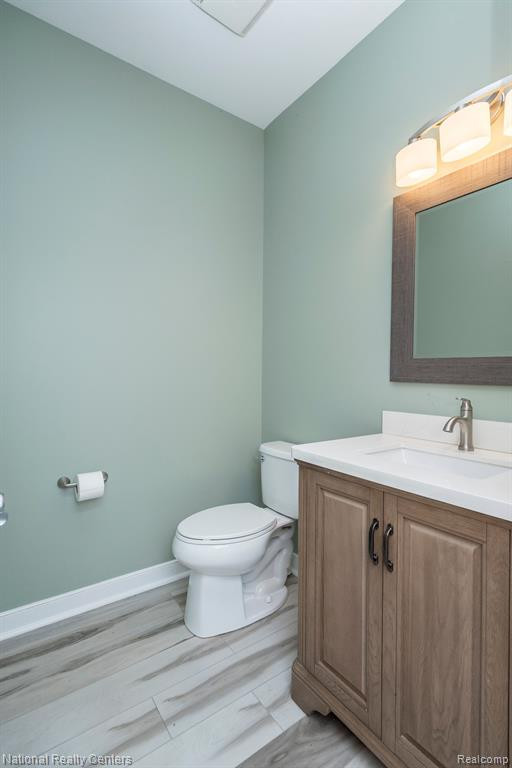 7002 WELLINGTON Lane, Ypsilanti, MI 48197 — Photo 16