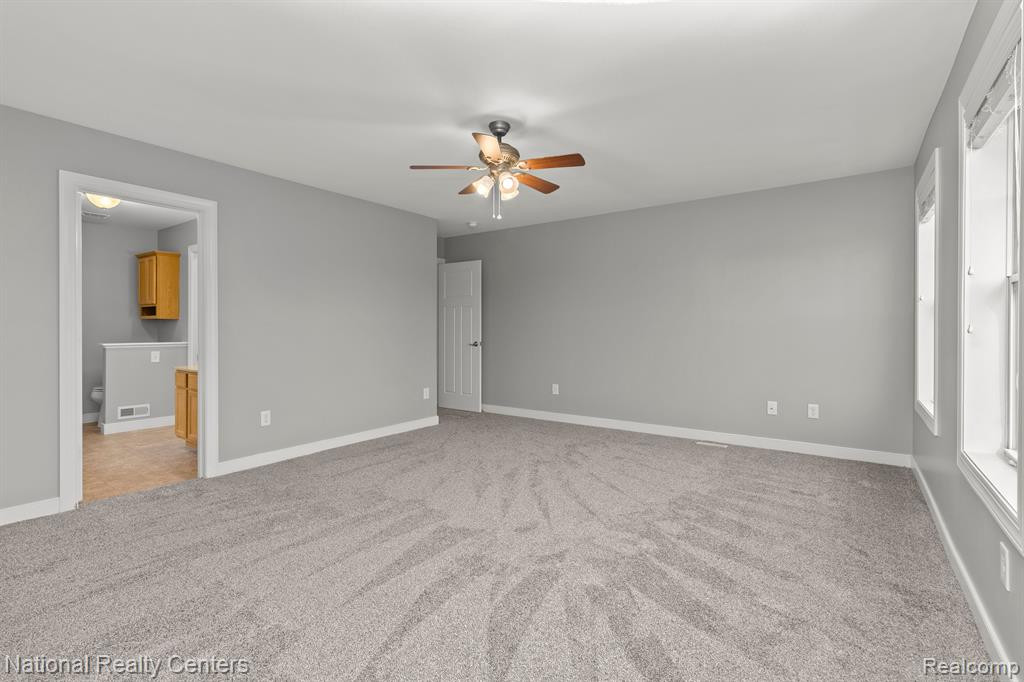 7002 WELLINGTON Lane, Ypsilanti, MI 48197 — Photo 28
