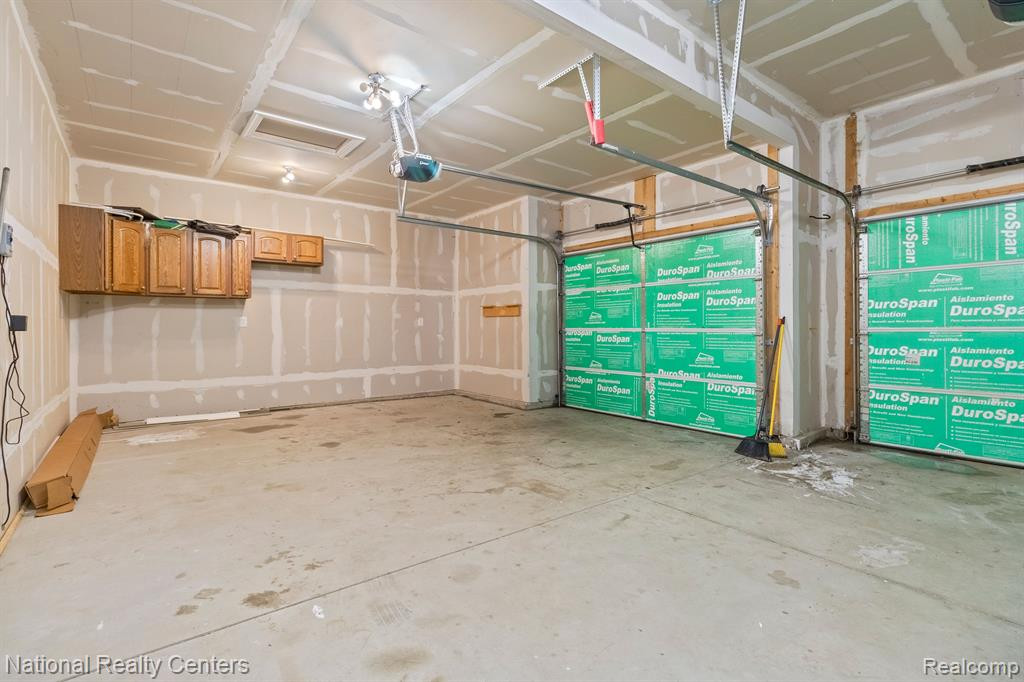 7002 WELLINGTON Lane, Ypsilanti, MI 48197 — Photo 44
