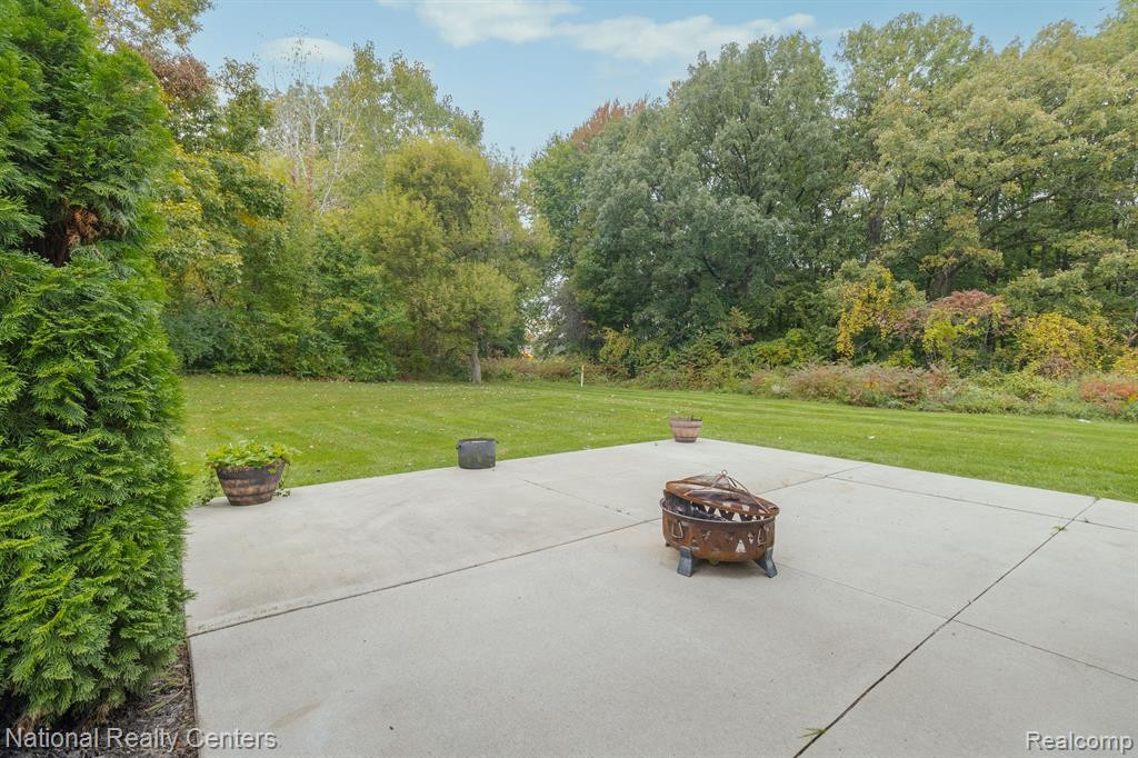 7002 WELLINGTON Lane, Ypsilanti, MI 48197 — Photo 45