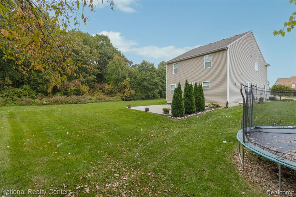 7002 WELLINGTON Lane, Ypsilanti, MI 48197 — Photo 48