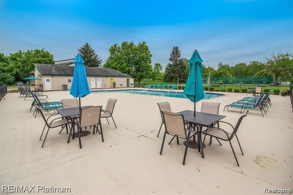 2840 ROUNDTREE Boulevard, Ypsilanti, MI 48197 — Photo 31
