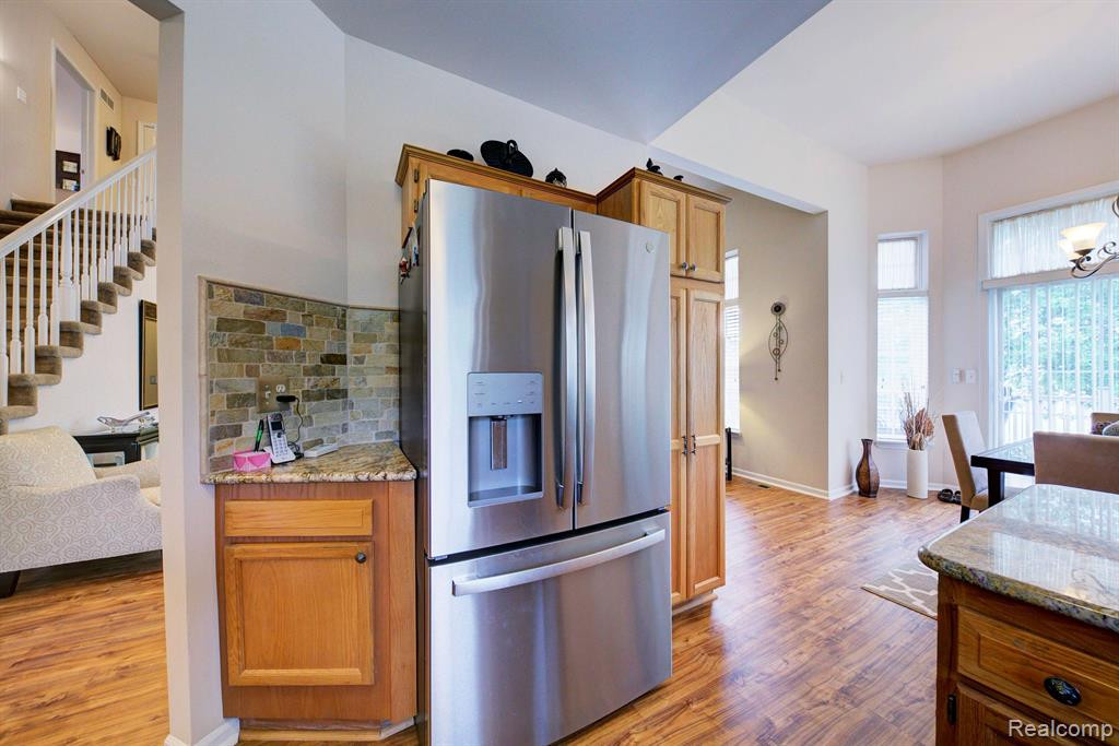 48579 Oak Bridge Drive, Canton, MI 48188 — Photo 12