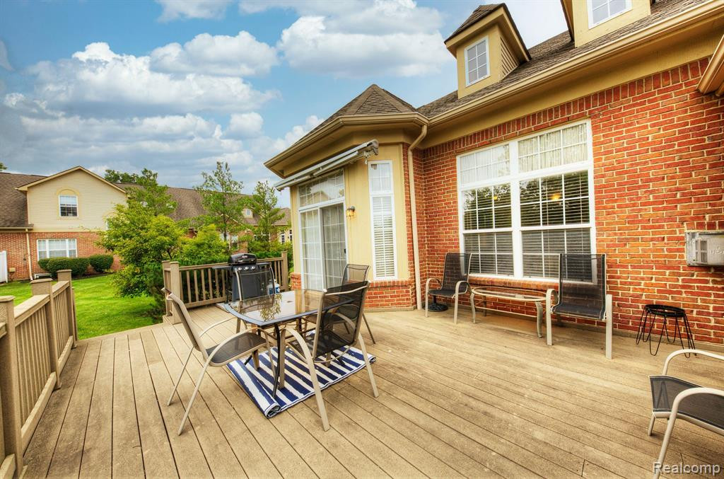 48579 Oak Bridge Drive, Canton, MI 48188 — Photo 58