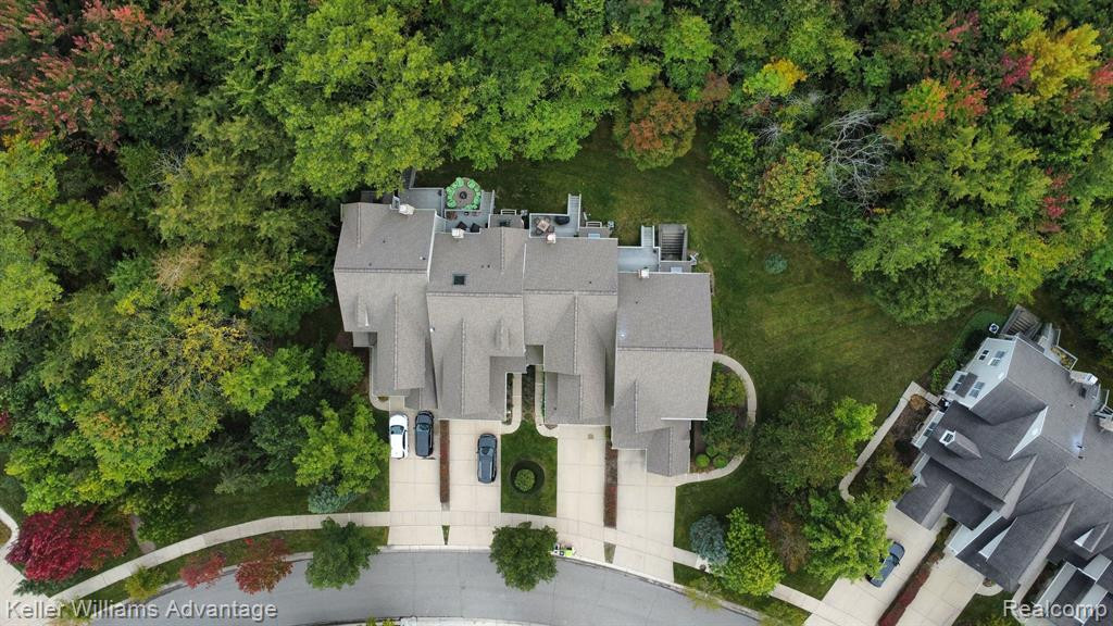 26248 Fieldstone Drive, Novi, MI — Photo 5