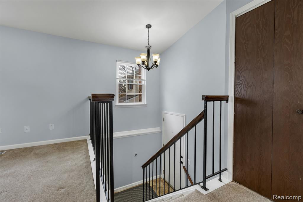 20811 W GLEN HAVEN Circle, Northville, MI 48167 — Photo 7