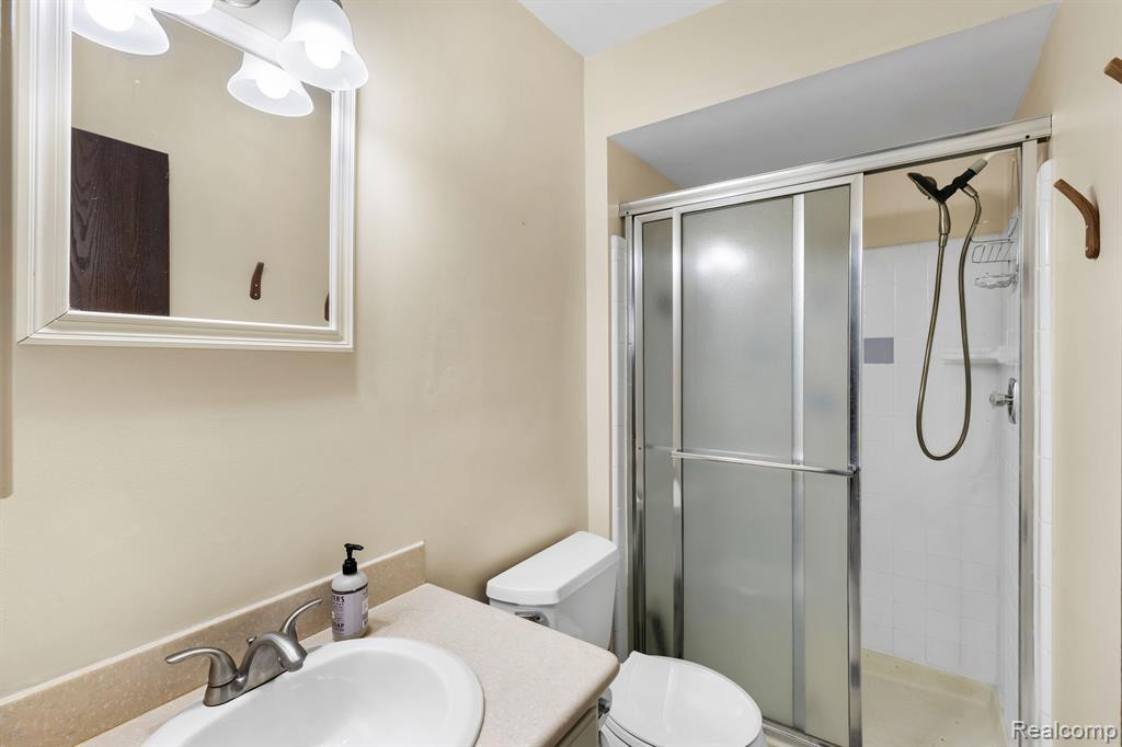 20811 W GLEN HAVEN Circle, Northville, MI 48167 — Photo 30