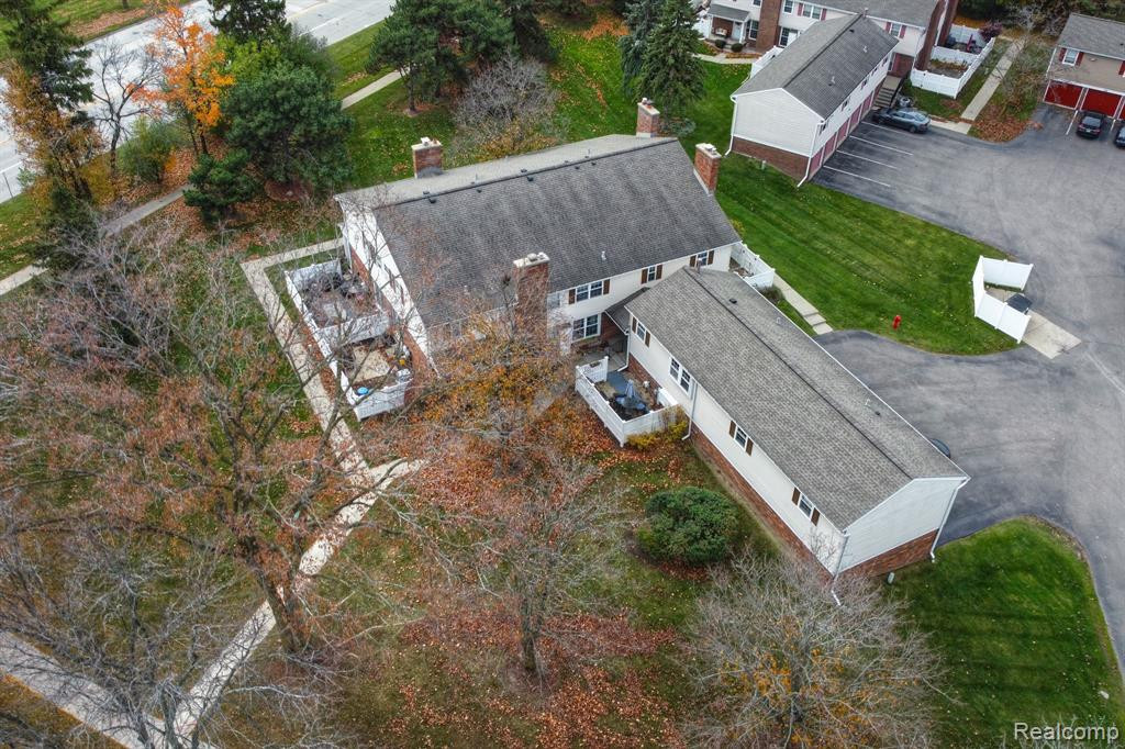 20811 W GLEN HAVEN Circle, Northville, MI 48167 — Photo 42