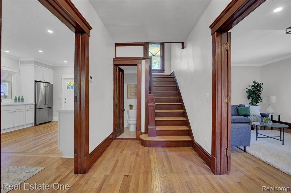 1404 W HURON Street, Ann Arbor, MI 48103 — Photo 2