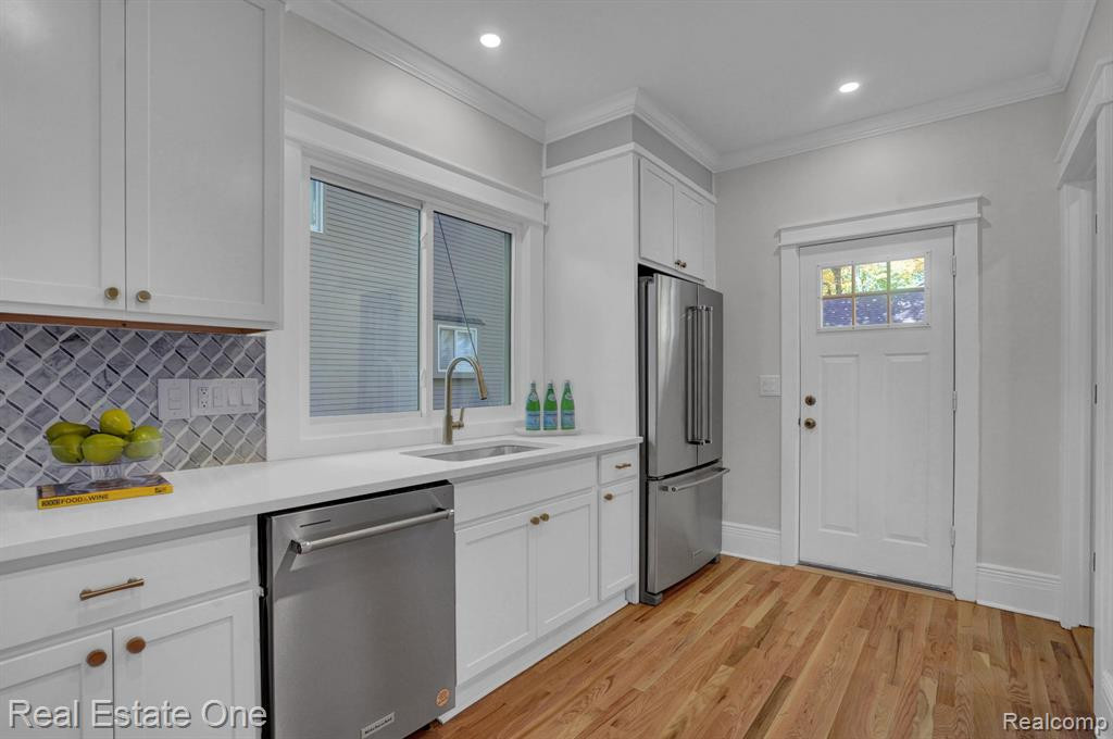 1404 W HURON Street, Ann Arbor, MI 48103 — Photo 10