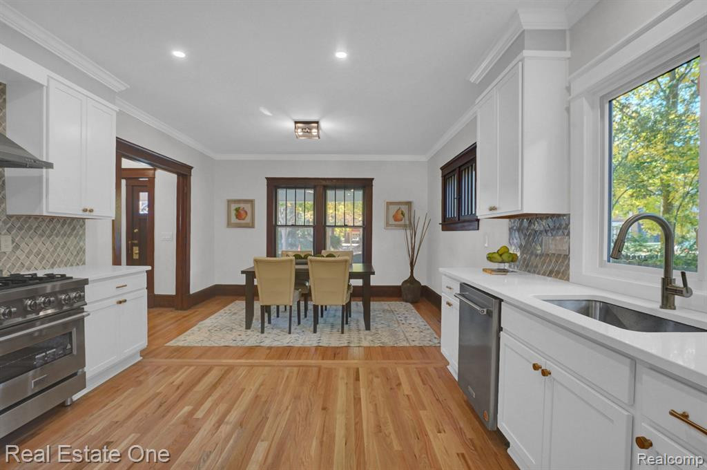 1404 W HURON Street, Ann Arbor, MI 48103 — Photo 12