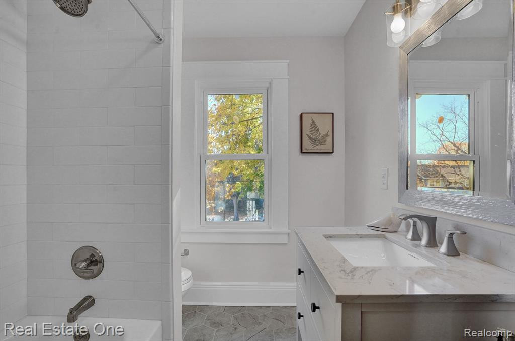 1404 W HURON Street, Ann Arbor, MI 48103 — Photo 19
