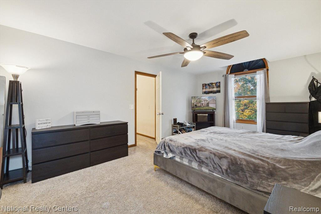 45870 Larchmont Drive, Canton, MI 48187 — Photo 26
