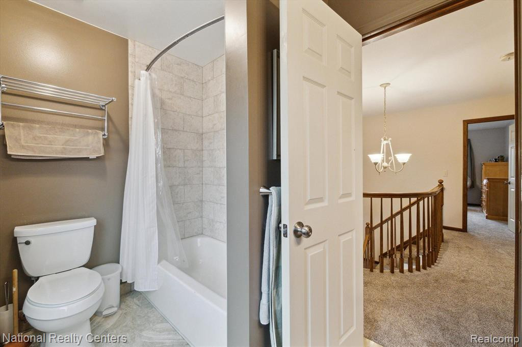 45870 Larchmont Drive, Canton, MI 48187 — Photo 28