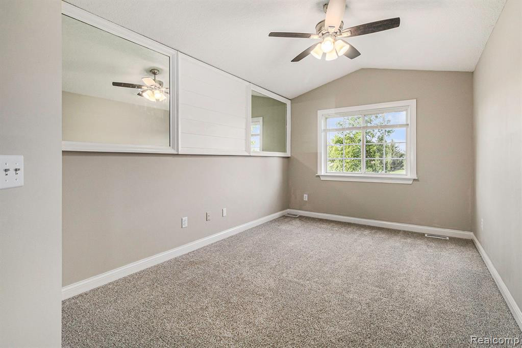 421 Lilly View, Howell, MI 48843 — Photo 26