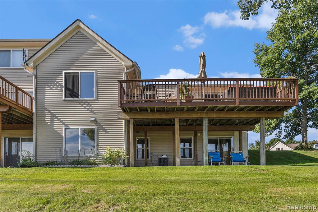 421 Lilly View, Howell, MI 48843 — Photo 34