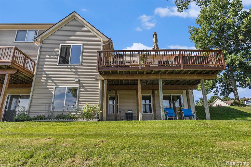 421 Lilly View, Howell, MI 48843 — Photo 35