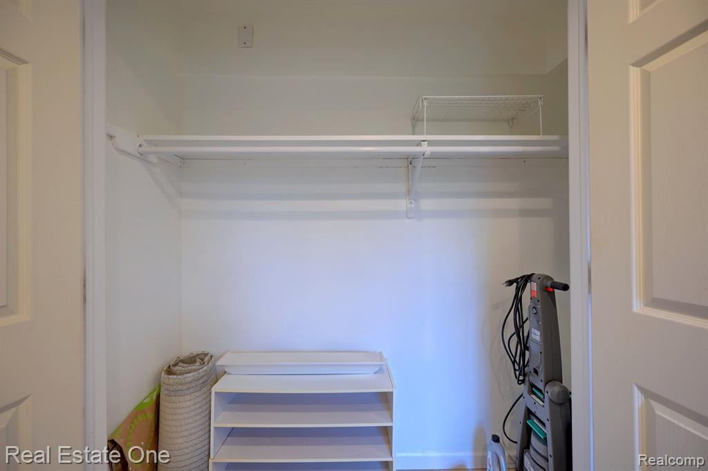 46533 POLO Drive, Canton, MI 48187 — Photo 19
