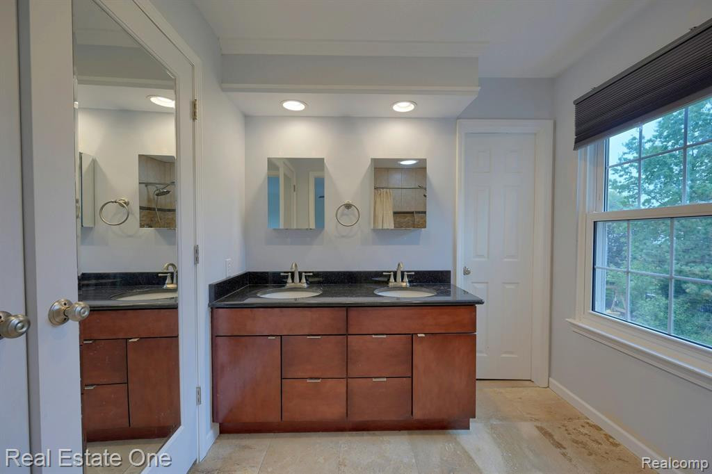 46533 POLO Drive, Canton, MI 48187 — Photo 20