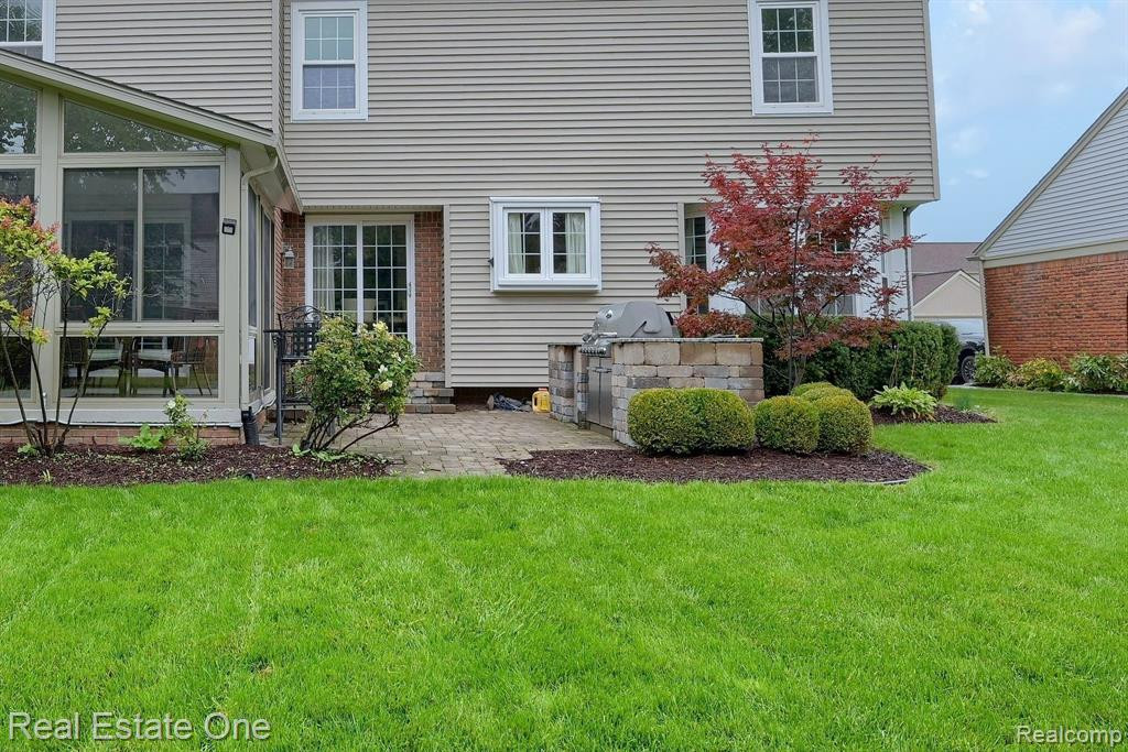 46533 POLO Drive, Canton, MI 48187 — Photo 31