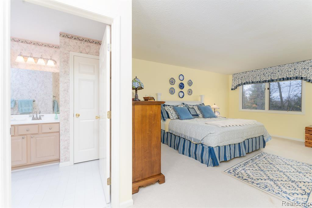 1456 COLONY Drive, Saline, MI 48176 — Photo 16