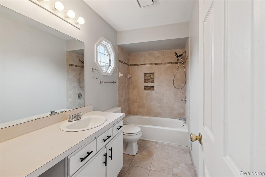 1721 CHRISTOPHER Drive, Canton, MI 48188 — Photo 26