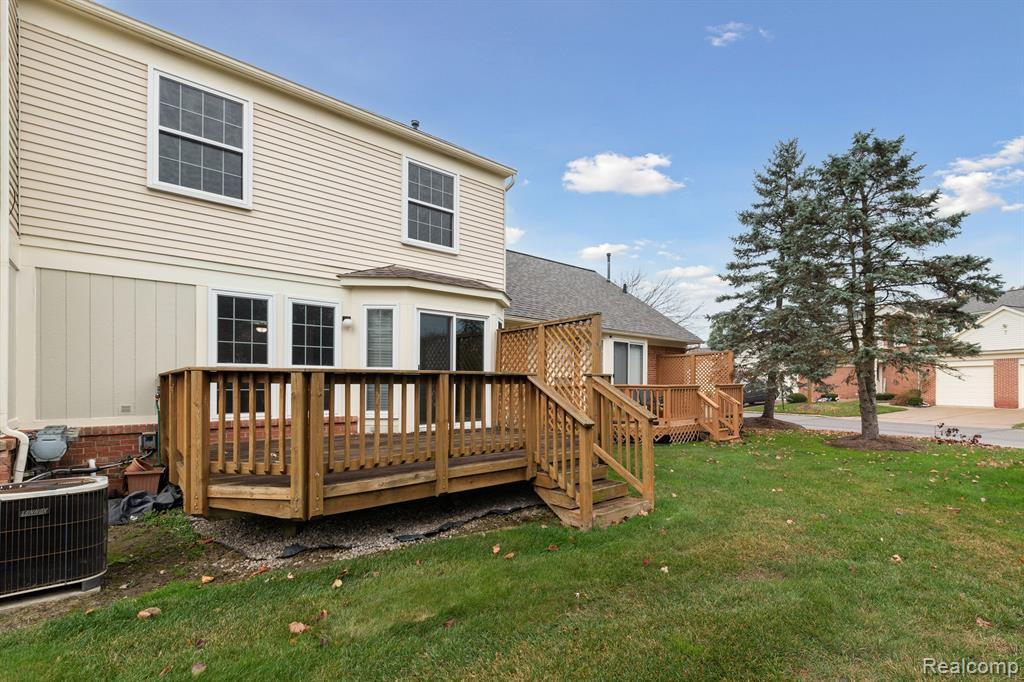 1721 CHRISTOPHER Drive, Canton, MI 48188 — Photo 35