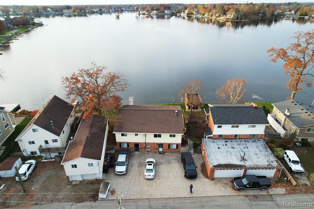 74 PARK ISLAND Drive, Lake Orion, MI 48362 — Photo 3