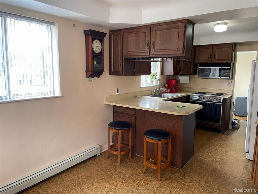 74 PARK ISLAND Drive, Lake Orion, MI 48362 — Photo 12