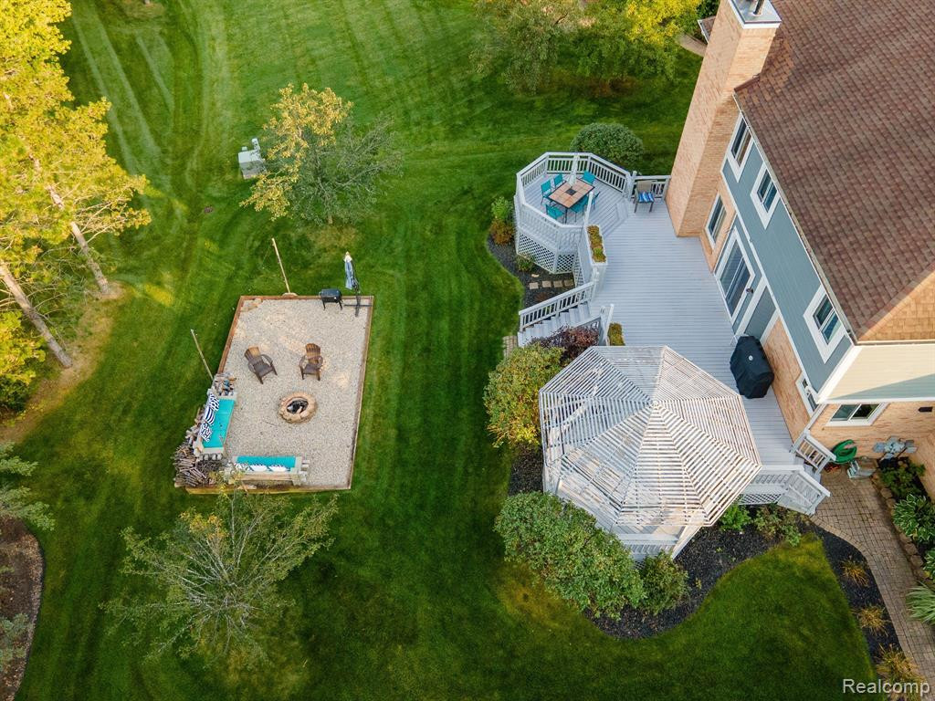 48252 CHESTERFIELD Drive S, Canton, MI 48187 — Photo 20