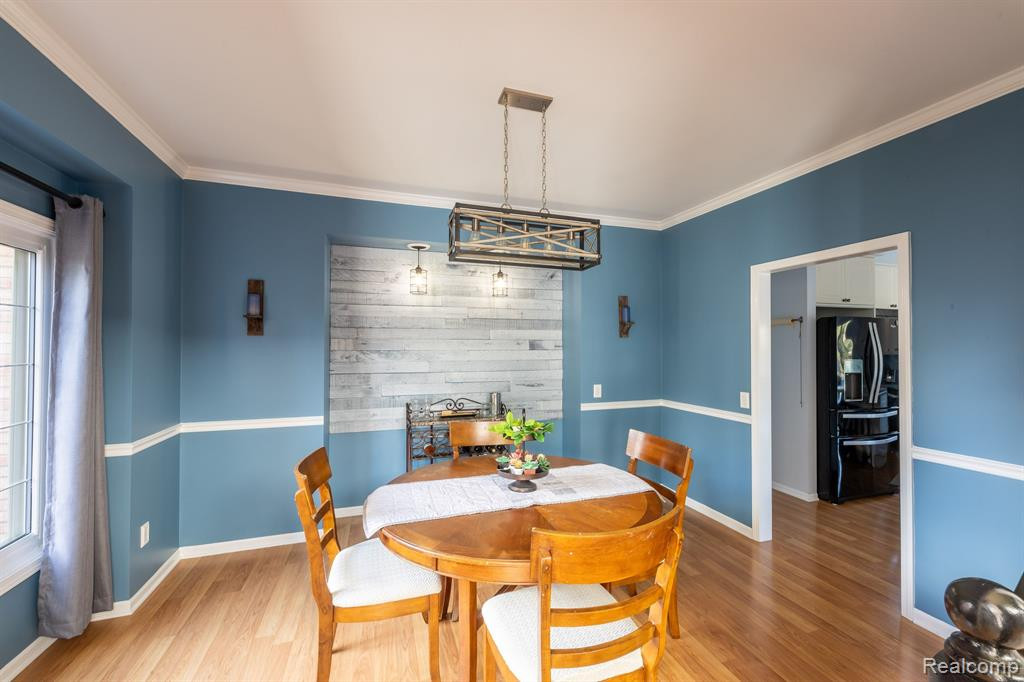 48252 CHESTERFIELD Drive S, Canton, MI 48187 — Photo 28