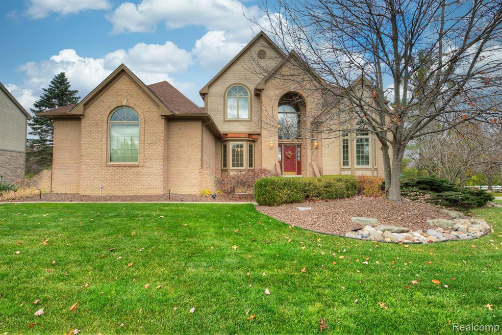 48684 Castleside Drive, Canton, MI 48187 — Photo 2