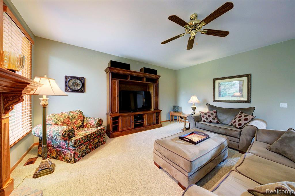 48684 Castleside Drive, Canton, MI 48187 — Photo 16