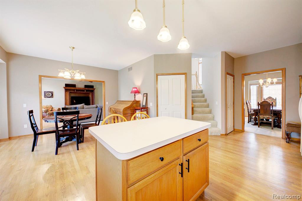 48684 Castleside Drive, Canton, MI 48187 — Photo 26