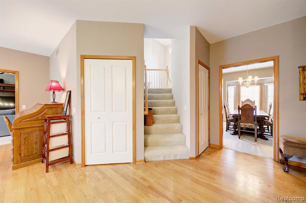 48684 Castleside Drive, Canton, MI 48187 — Photo 29