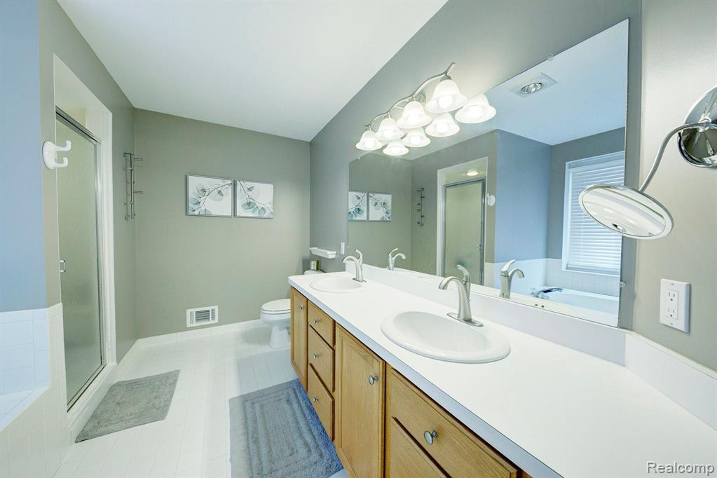 48684 Castleside Drive, Canton, MI 48187 — Photo 38