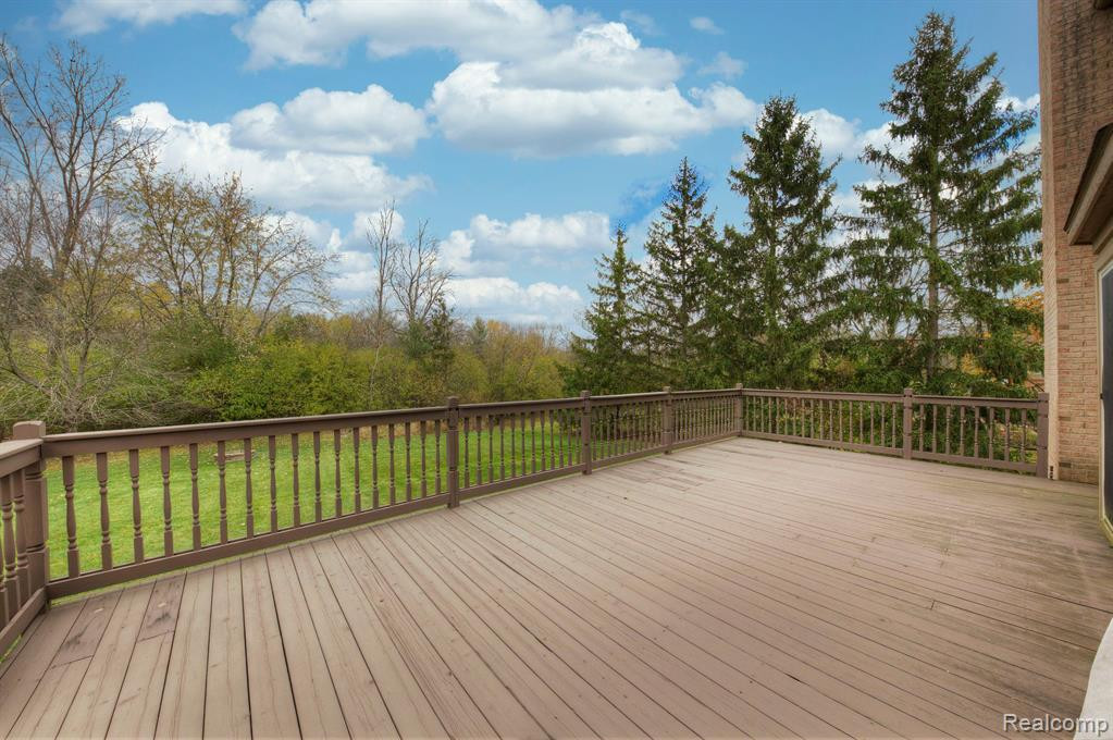 48684 Castleside Drive, Canton, MI 48187 — Photo 52