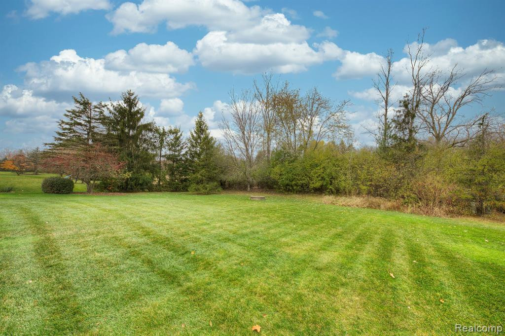 48684 Castleside Drive, Canton, MI 48187 — Photo 57