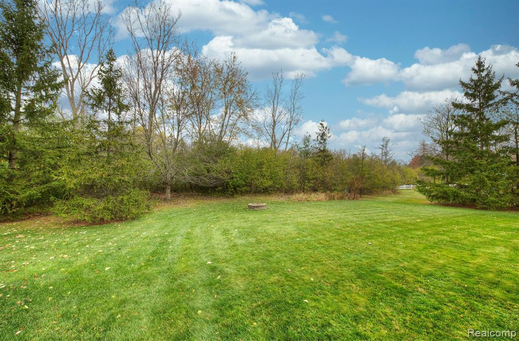 48684 Castleside Drive, Canton, MI 48187 — Photo 58