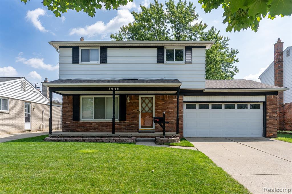 8648 HOLLY Drive, Canton, MI 48187 — Photo 24